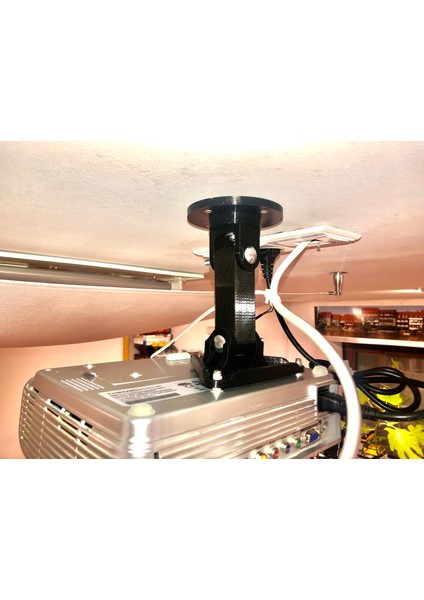 Projektör / Beamer Için Tavan Montajı (Sadece Plastik Aparattır) 3D modelleri