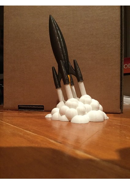 Tüylü Kırmızı Roket (Sadece Plastik Aparattır!!!) 3D