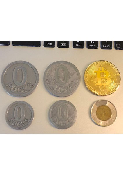 Iki Taraflı Sıfır F*cks Madeni Para (Sadece Plastik Aparattır!!!) 3D indirimleri