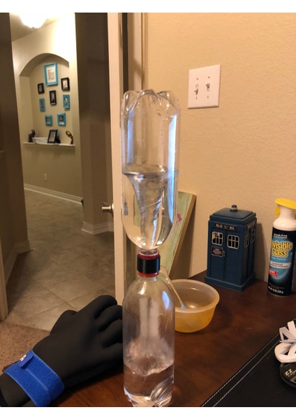Şişede Tornado (Sadece Plastik Aparattır!!!) 3D modelleri