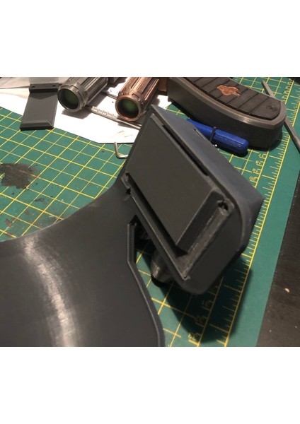 Mandalorian Boba Tarzı Diz Zırhı (Sadece Plastik Aparattır!!!) 3D