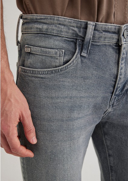Kvnç Mavi Black Açık Gri Jean Pantolon 001070-83703