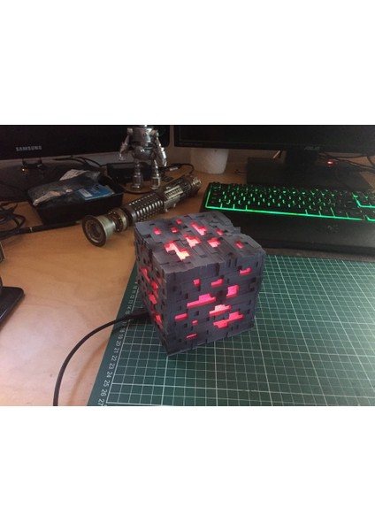 Minecraft Lambası (Sadece Plastik Aparattır!!!) 3D
