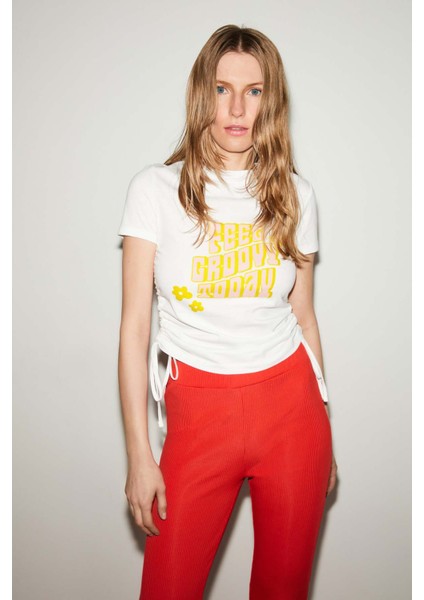 Kyla Slim Fit Beyaz T-Shirt fiyatları