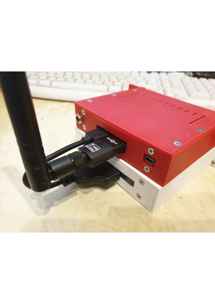 6 "raf Usb-Hub & 2.5" SSD ve Wifi Stick (Sadece Plastik Aparattır!!!) 3D modelleri