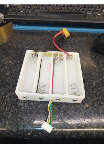 18650 Sahipler / Şarj Cihazı (Sadece Plastik Aparattır!!!) 3D fiyatları