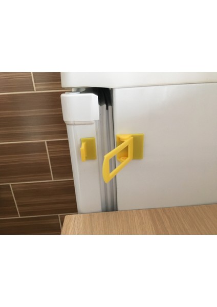 Basit Buzdolabı Kilidi (Sadece Plastik Aparattır!!!) 3D modelleri