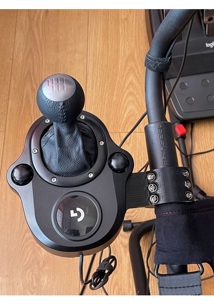 Logitech G29 Dişli Kutusu Montajına Yarış Koltuğu (Sadece Plastik Aparattır!!!) 3D modelleri