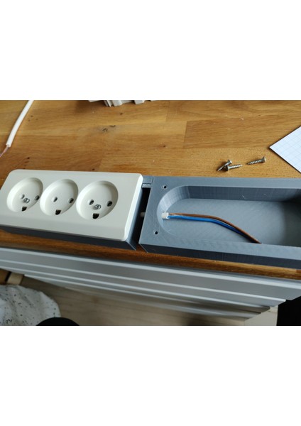 Lk Opus Montaj Kutusu (Sadece Plastik Aparattır!!!) 3D