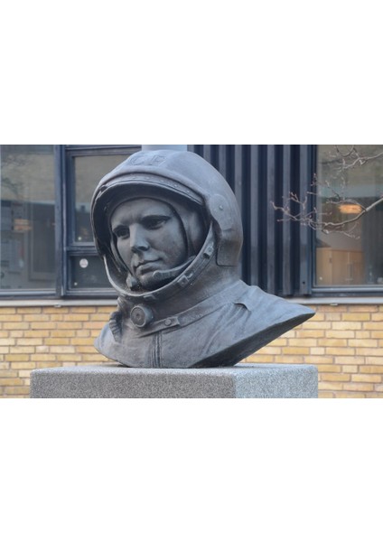 Yuri Gagarin Büst (Sadece Plastik Aparattır!!!) 3D fırsatları
