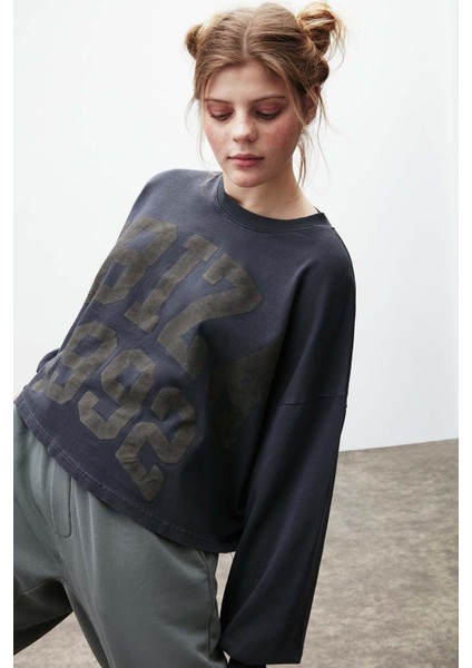 Deborah Oversize Siyah T-Shirt fırsatları