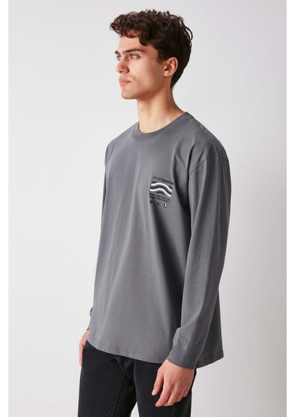 Uncommon Erkek Baskılı Yuvarlak Yaka Ekstra Oversize Gri T-Shirt fiyatları