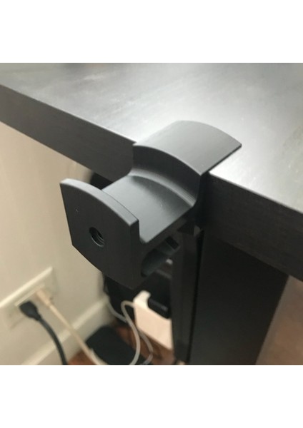 Kulaklık Tutucu, Kanca, Masa Montajı, Kelepçe (Sadece Plastik Aparattır!!!) 3D modelleri