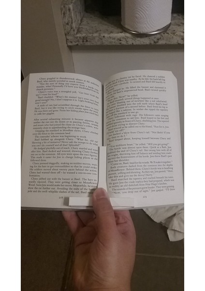 Kitap Binder: Kolay Okunan 1 Elle Kitap Açıcı (Sadece Plastik Aparattır!!!) 3D