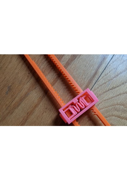 Ayarlanabilir Bebek Dolabı Kilidi (Sadece Plastik Aparattır) 3D