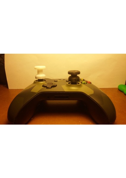 Geliştirilmiş! Xbox One Için Kontrol Manyağı (Plastik Aparattır) 3D fiyatları