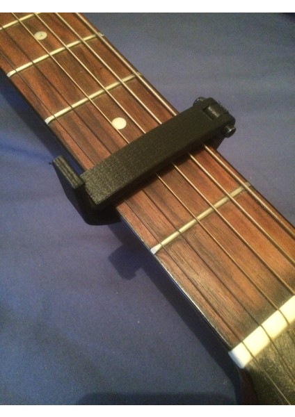 Daha Güçlü Cırcırlama Capo (Sadece Plastik Aparattır!!!) 3D fiyatları