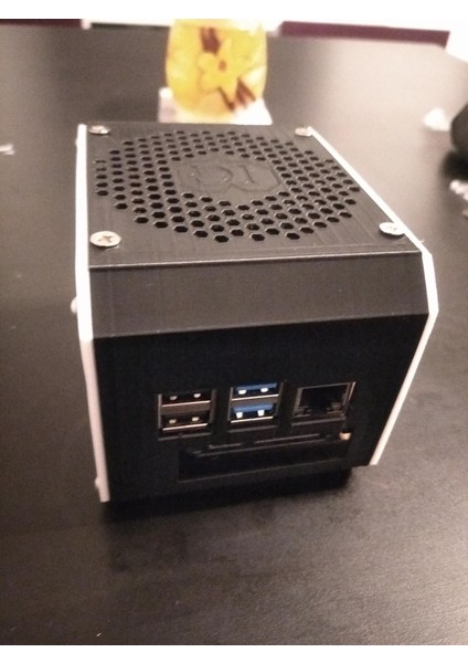Raspberry Pi 4 2.5 HDD (Ssd) Montajlı Süper Sessiz Kılıf (Sadece Plastik Aparattır!!!) 3D fiyatları