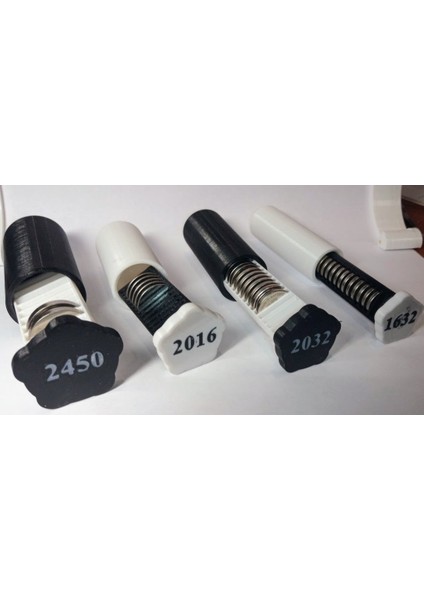 CR2450, 2025, 2016 ve 1632 Piller Için Kaplar (Sadece Plastik Aparattır!!!) 3D