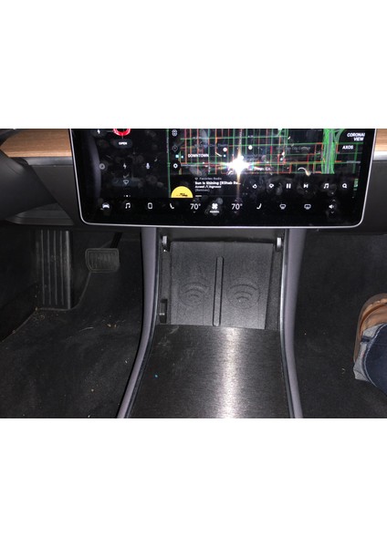 Qi Kablosuz Şarj Cihazları Için Tesla Model 3 Çift Kablosuz Şarj Pedi (Sadece Plastik Aparattır!!!) 3D fiyatları