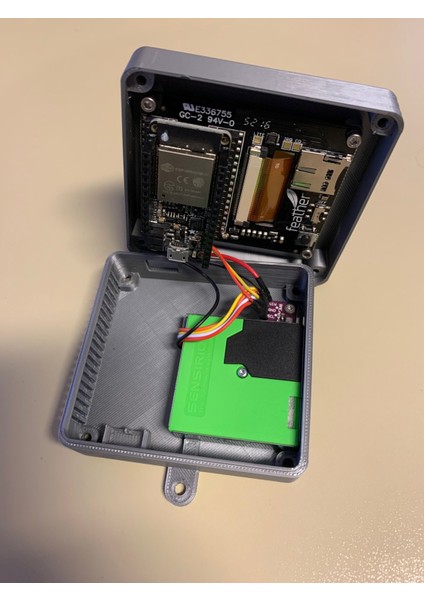 ESP32 Hava Durumu Istasyonu (BME280, SPS30) (Sadece Plastik Aparattır!!!) 3D modelleri