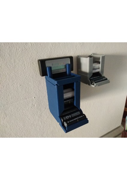 Duvar Delikli Pil Dağıtıcı Aa ve Aaa (Sadece Plastik Aparattır!!!) 3D