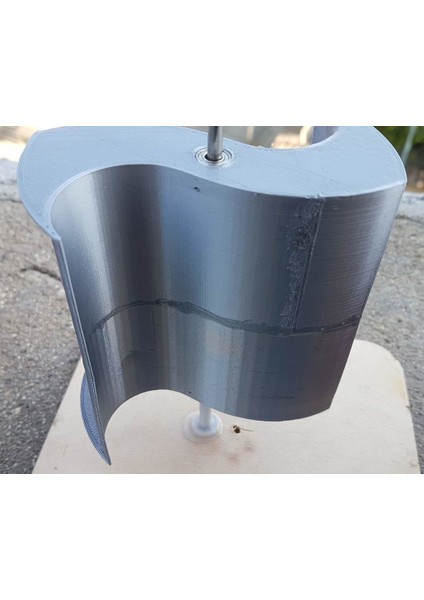 Ugrinski Rüzgar Türbini (Sadece Plastik Aparattır!!!) 3D