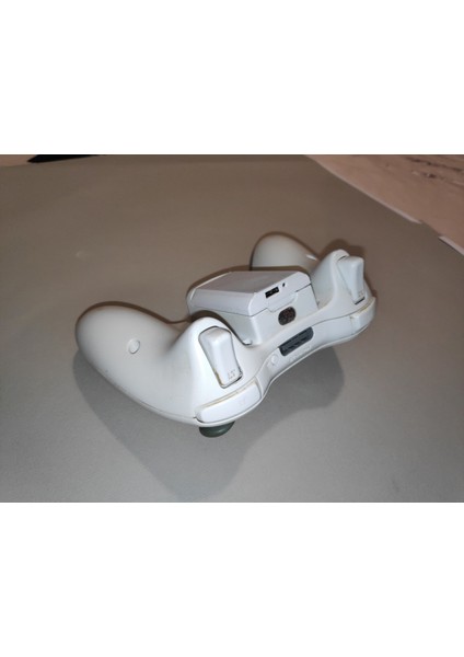 Xbox 360 Oyun Kumandası Lityum Aaa Pil Kutusu (Sadece Plastik Aparattır!!!) 3D modelleri