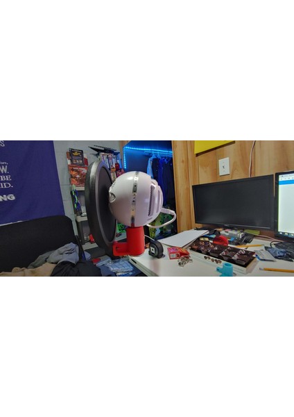 Pop Filtresi Uzantılı Ikea Kartopu Mikrofonu (Sadece Plastik Aparattır!!!) 3D modelleri