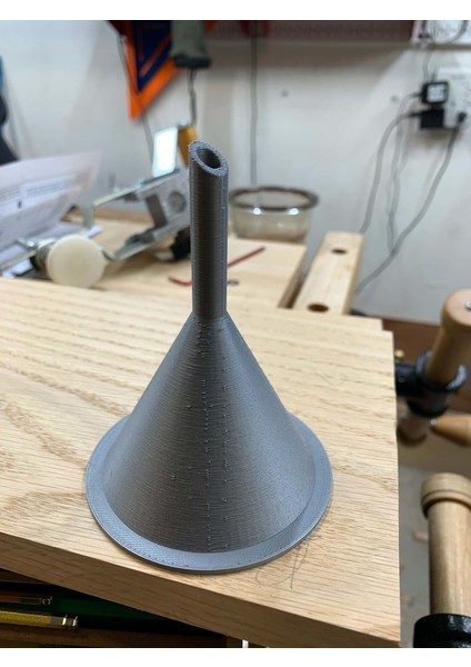 Sıvılar Için Basit Bir Huni (Sadece Plastik Aparattır!!!) 3D