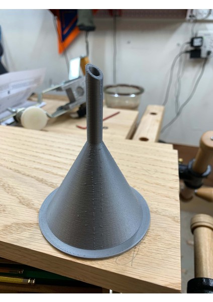 Sıvılar Için Basit Bir Huni (Sadece Plastik Aparattır!!!) 3D fiyatları