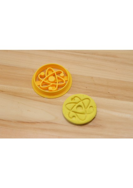 Atom, Biyolojik Tehlike, Nükleer Işaretler Çerez Kesiciler (Sadece Plastik Aparattır!!!) 3D modelleri
