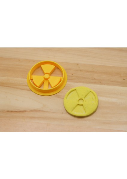 Atom, Biyolojik Tehlike, Nükleer Işaretler Çerez Kesiciler (Sadece Plastik Aparattır!!!) 3D fırsatları