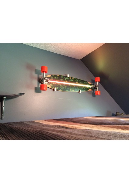 Longboard/ Kaykay Duvar Montajı (Sadece Plastik Aparattır) 3D indirimleri