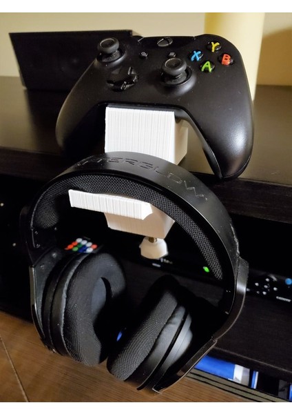 Kulaklık ve Xbox One Denetleyicisi C-Kelepçesi (Sadece Plastik Aparattır) 3D