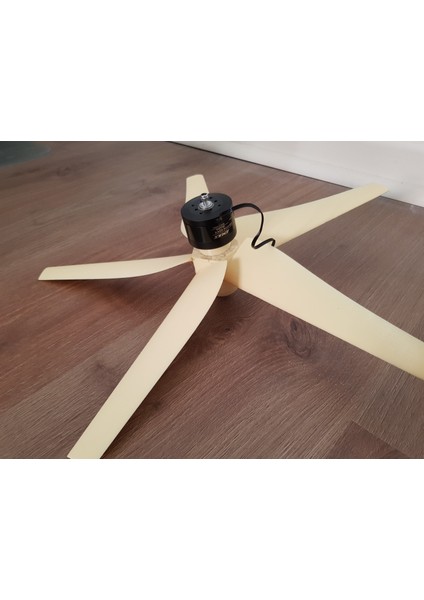 Fırçasız Gimbal Motor Kullanarak Rüzgar Türbini (Sadece Plastik Aparattır) 3D indirimleri