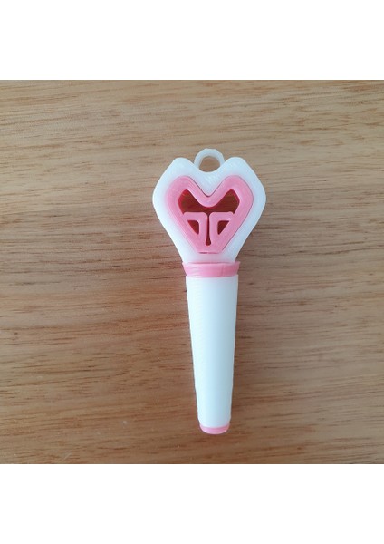 Kpop Lightstick Keyrings (Sadece Plastik Aparattır) 3D indirimleri