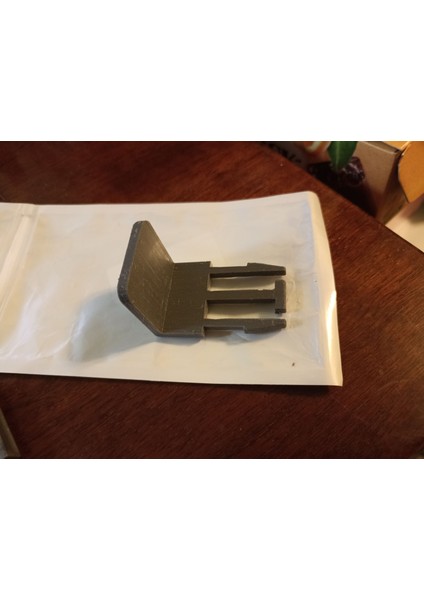 Çocuk Geçirmez Çekmece Tutturucusu (Sadece Plastik Aparattır) 3D modelleri