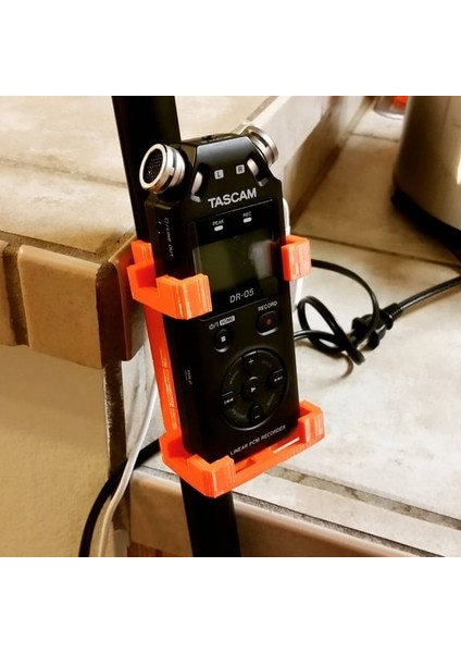 Monopod Tascam Dr-05 Kaydedici Ekleri (Sadece Plastik Aparattır!!!) 3D modelleri