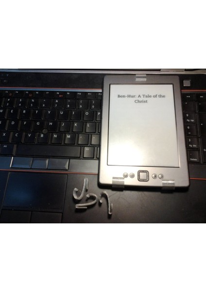 Kindle Paperwhite Için Tek Elli Okuma Klibi (Tabletler Için Değiştirilebilir) (Sadece Plastik Aparattır!!!) 3D