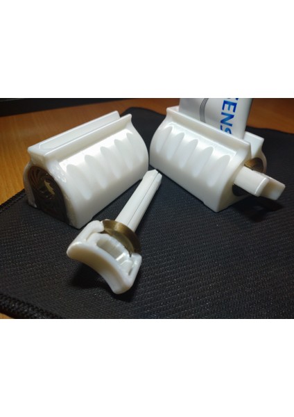 Ayats (Başka Bir Diş Macunu Fışkırtısı) (Sadece Plastik Aparattır!!!) 3D modelleri