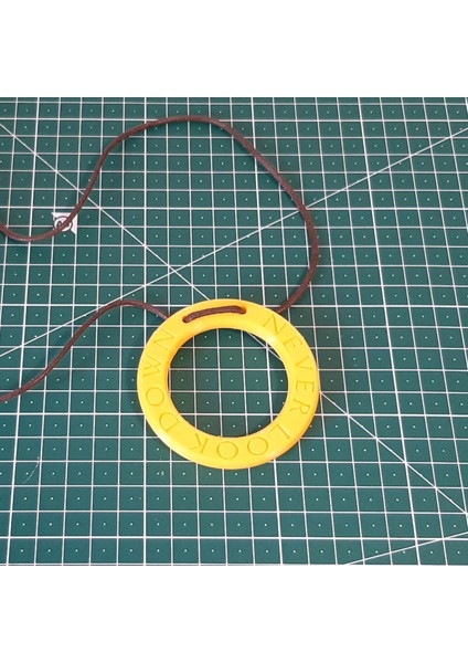 Gözlük Tutucu Kolye (Sadece Plastik Aparattır!!!) 3D modelleri
