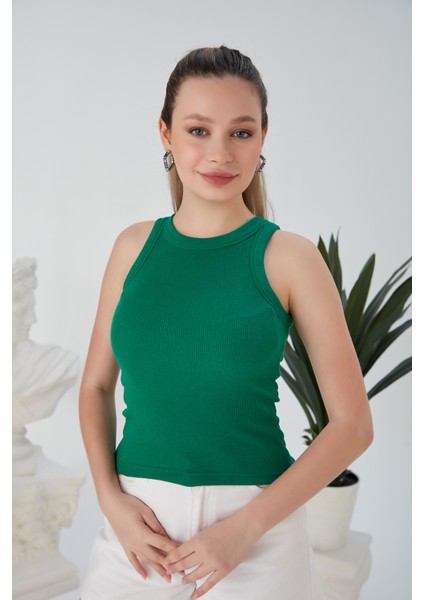 Yeşil Zargo Model Fitted/vücuda Oturan Geniş Biyeli Halter Yaka Fitilli Esnek Örme Crop Bluz