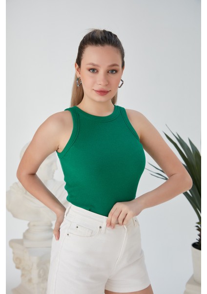 Yeşil Zargo Model Fitted/vücuda Oturan Geniş Biyeli Halter Yaka Fitilli Esnek Örme Crop Bluz modelleri