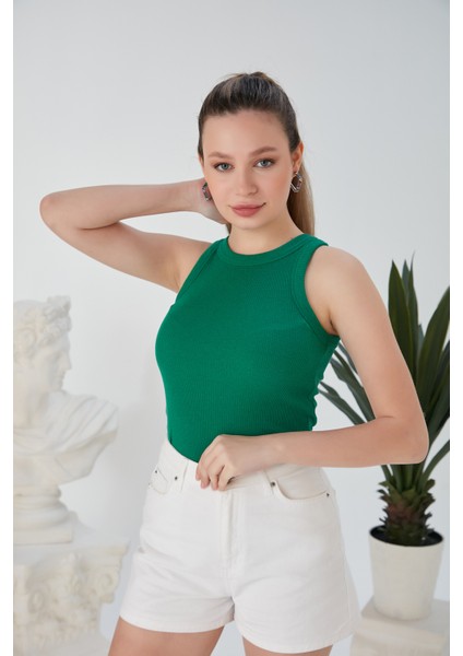 Yeşil Zargo Model Fitted/vücuda Oturan Geniş Biyeli Halter Yaka Fitilli Esnek Örme Crop Bluz indirimleri