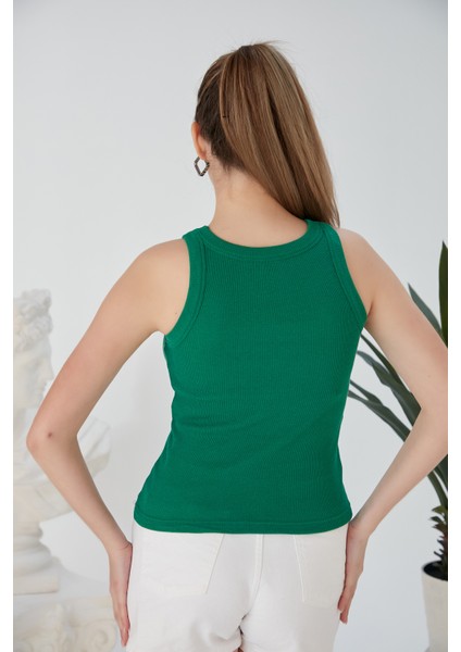 Yeşil Zargo Model Fitted/vücuda Oturan Geniş Biyeli Halter Yaka Fitilli Esnek Örme Crop Bluz