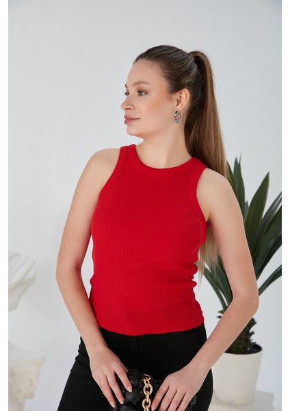 Kırmızı Zargo Model Fitted/vücuda Oturan Geniş Biyeli Halter Yaka Fitilli Esnek Örme Crop Bluz