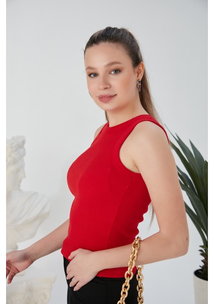 Kırmızı Zargo Model Fitted/vücuda Oturan Geniş Biyeli Halter Yaka Fitilli Esnek Örme Crop Bluz fiyatları