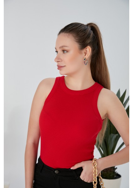 Kırmızı Zargo Model Fitted/vücuda Oturan Geniş Biyeli Halter Yaka Fitilli Esnek Örme Crop Bluz modelleri