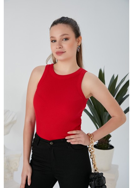 Kırmızı Zargo Model Fitted/vücuda Oturan Geniş Biyeli Halter Yaka Fitilli Esnek Örme Crop Bluz indirimleri